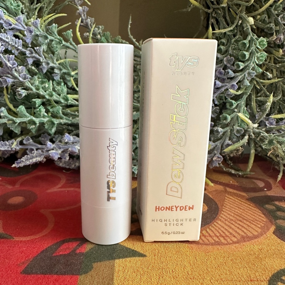 TYS Beauty Dew Stick Highlighter